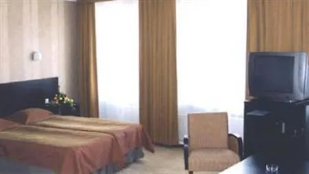 Hestia Maestro Old Town Hotel 3*