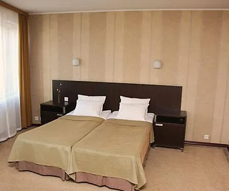 Hestia Maestro Old Town Отель 3*